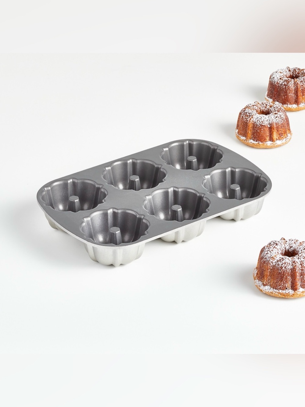 Vintage Nordic Ware Classic Bundt-lette Cake Pan 6 Cup Bundt Heavy Cast Aluminum